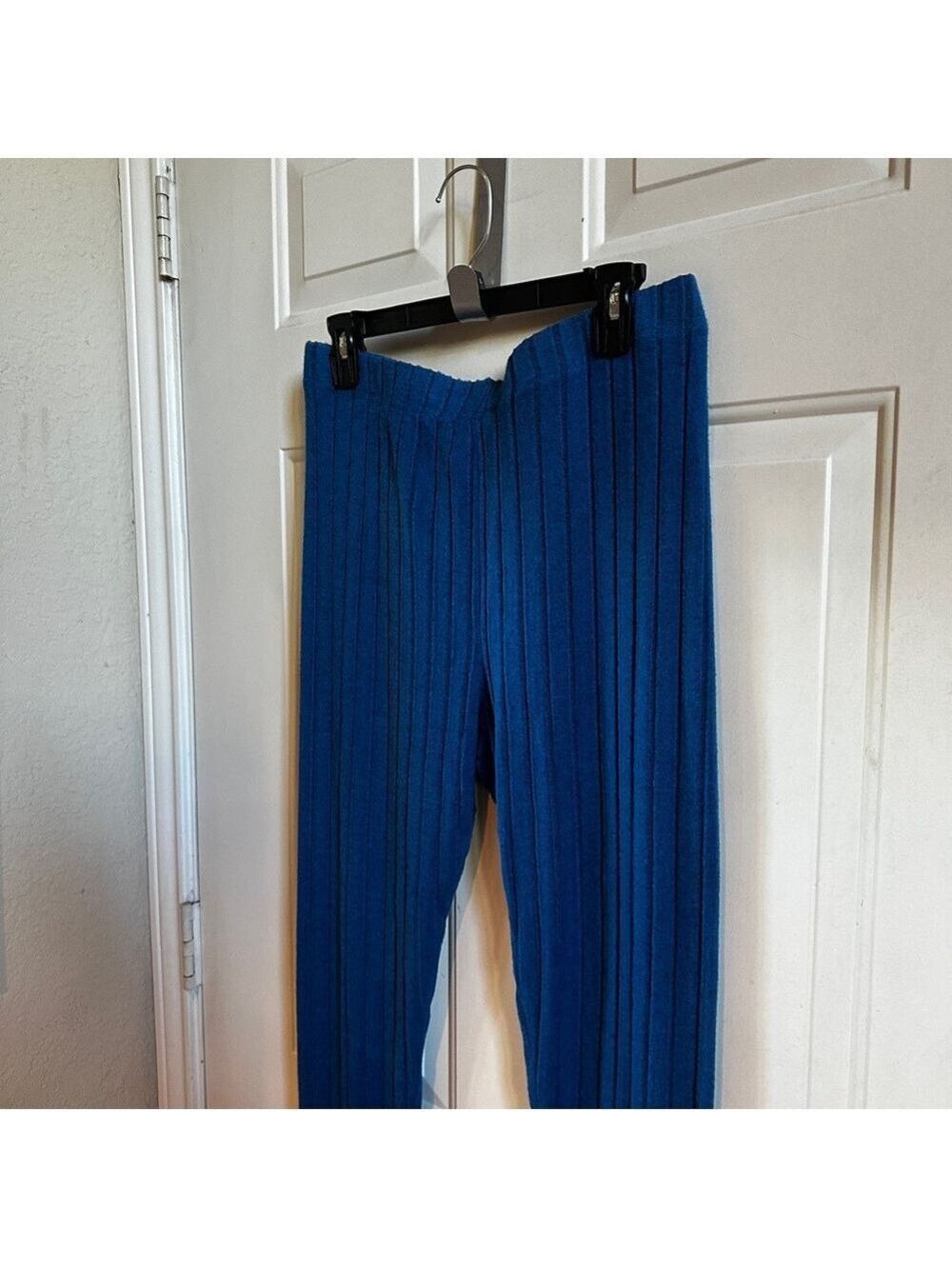 Blue Ribbed Knit Set XL - Picture 10 of 13